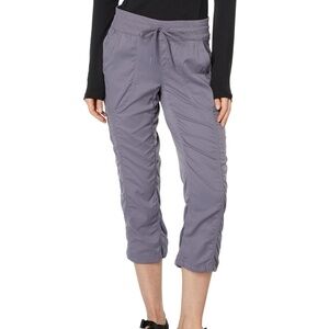 North Face Aphrodite 2.0 Capri Pant Purple Lunar Slate - Size Small